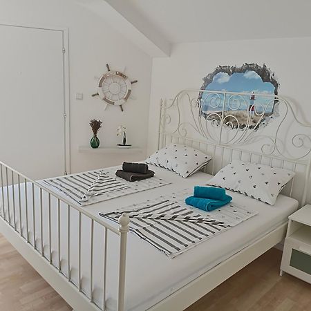 Seny&Siky Apartamento Crikvenica Exterior foto